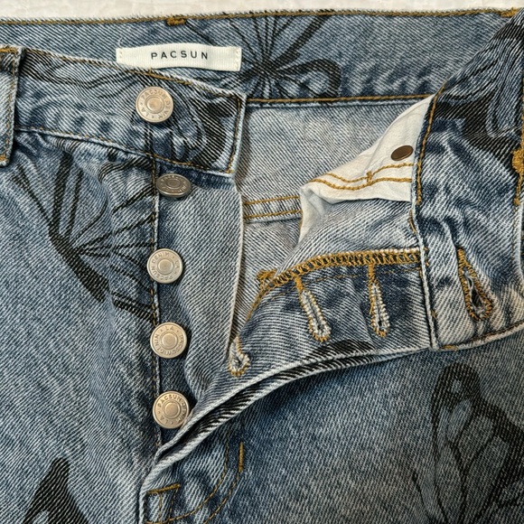 Pacsun Women’s Highwaisted Butterfly printed Jeans - Picture 2 of 5